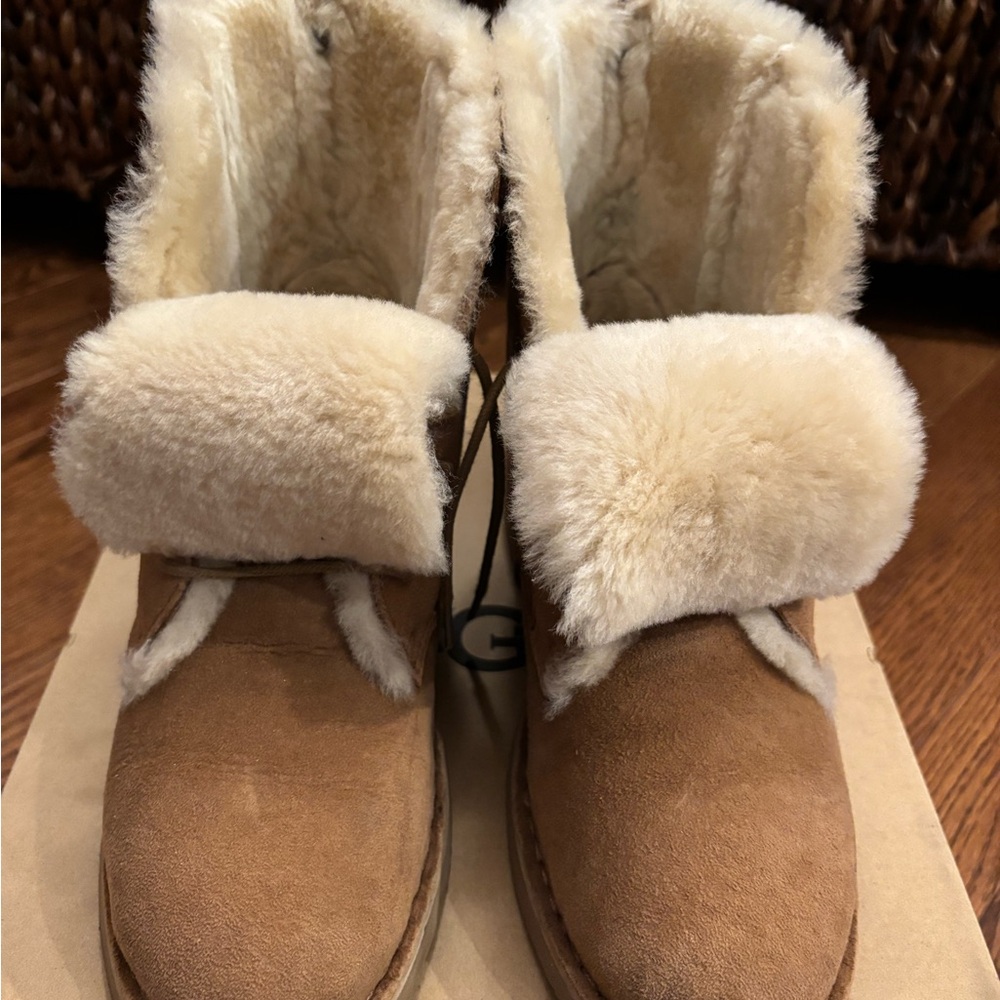 UGG Quincy Boots